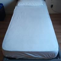 Letto contenitore, rete a doghe e materasso