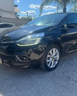 RENAULT CLIO 1.5DCI 75CV FULL LED RETROCAM