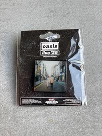 Oasis live ‘25 spilla