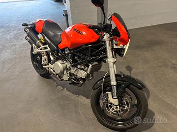 Ducati Monster 800 S2R