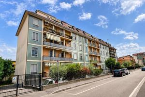 4 LOCALI A COLOGNO MONZESE