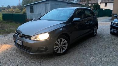 VOLKSWAGEN Golf 7ª serie - 2015