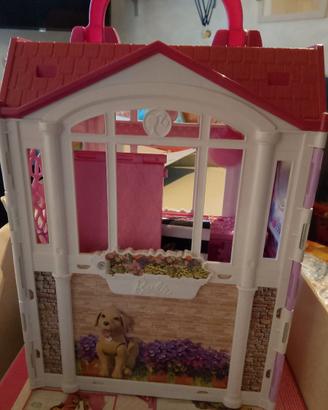 Gioco casa di Barbie portatile