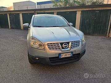 Nissan Qashqai  + 2   1.6 benzina anno 2009