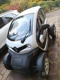 RENAULT Twizy 80 elettrica come nuova TRATTABILE