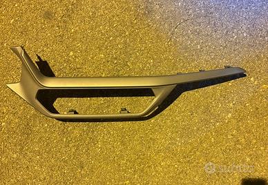 BMW F40 MODANATURA DECORATIVA 51456823310