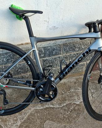 Bianchi Specialissima Comp Ultegra di2 12v