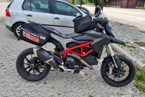 Ducati Hypermotard 821