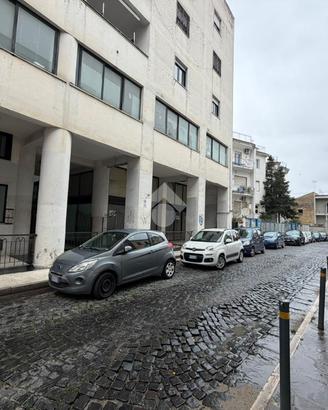 5 LOCALI A MARANO DI NAPOLI