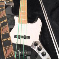 Basso elettrico FENDER JAZZ BASS NERO fine 70