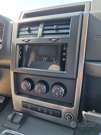 Autoradio android touch screen Jeep Cherokee 08-13