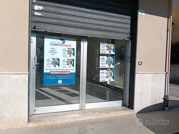 Locale commerciale fronte strada