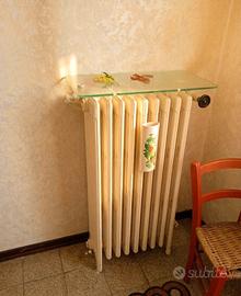 Termosifoni d'epoca con piedini anni '30