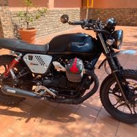 Moto Guzzi 750c V7 stone abs " scrambler "