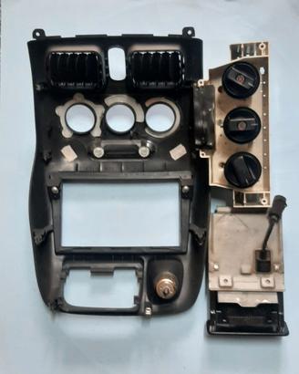 Mascheriana anteriore cruscotto Opel Agila A