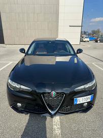 ALFA ROMEO Giulia (2016) - 2017