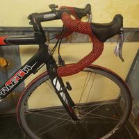 bici da corsa  paletti