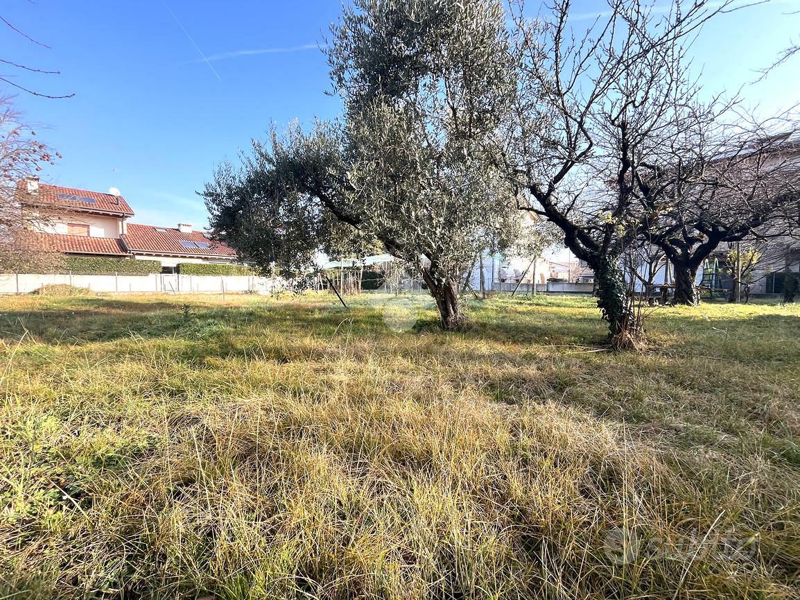TER. RESIDENZIALE A BASSANO DEL GRAPPA - Vista 3
