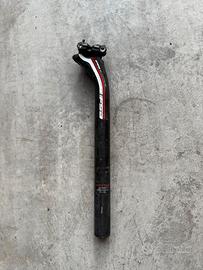 Reggisella in carbonio con offset