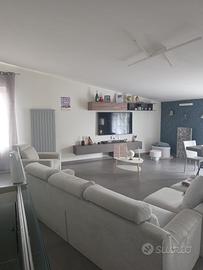 Divano 3 piu poltrona