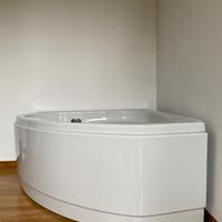 Vasca da bagno con idromassaggio