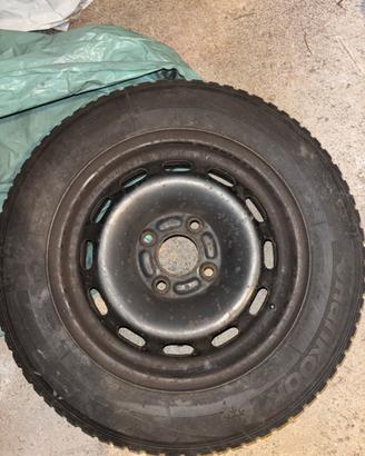 Cerchi in ferro con pneumatico 175/65 r14