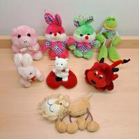 Peluches vari medio-piccoli e piccoli