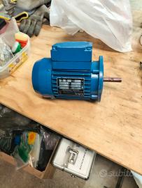 motore monofase 230volt
