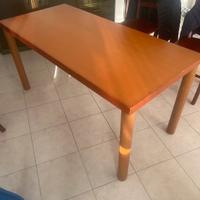 Tavolo in legno