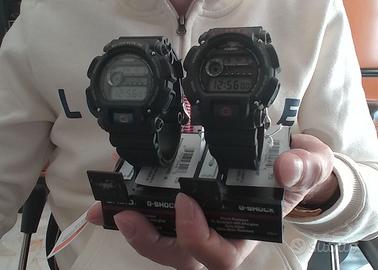 Casio G-Shock due pezzi basetta nuovi mai usati