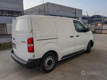 Toyota Proace 1.5 Euro 6, passo corto