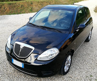 Ypsilon 1.3 Mutijet 75 cv
