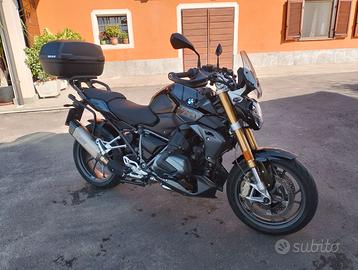 BMW R1250R