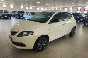 Lancia Ypsilon 1.0 FireFly 5 porte S&S Hybrid Gold