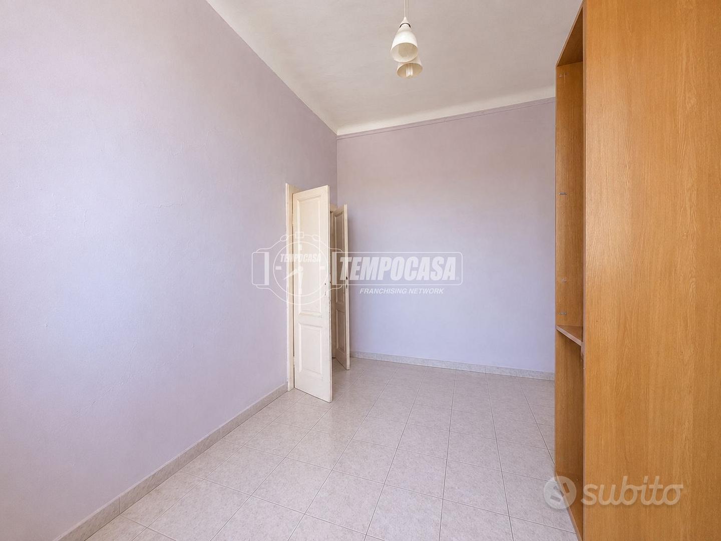 Apartment in Arona, Regione Siberia, Campagna - Altro