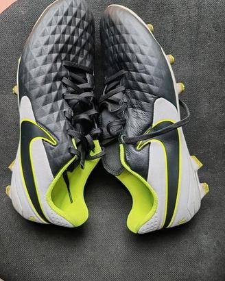 Nike Tiempo Legend 8 FG