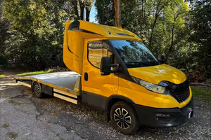 Iveco Daily Carroattrezzi Patente B Cabinato 2021