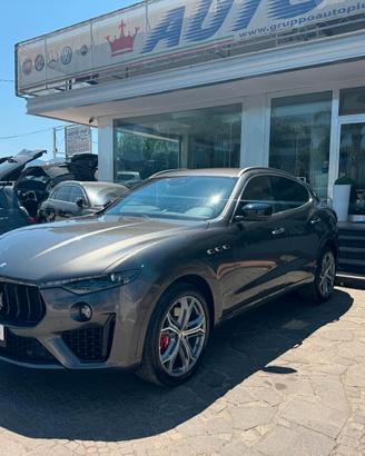 Maserati Levante VULCANO 3.0 V6 LIMITED EDITION Gr