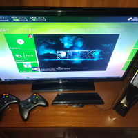 Xbox 360 + 2 controller + kinect + giochi