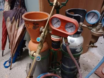 Bombole acetilene e ossigeno