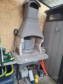 Barbecue in Muratura con Cappa 