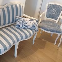 Divanetto e 2 poltroncine