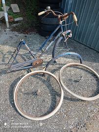 Bicicletta azzari vintage da rimettere a posto