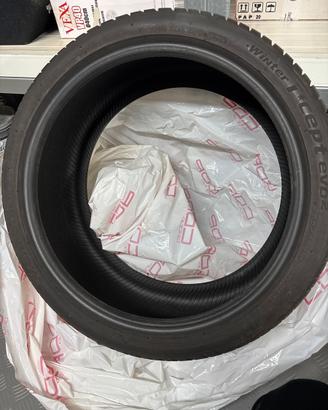 Gomme invernali hankook 255/35 r 19