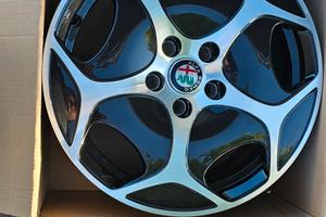 4 cerchi Nuovi 17 originali Alfa romeo Giulia Giul