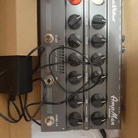  amplificatore a pedale x chitarra