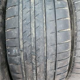 Gomme Michelin pilot quasi nuove 235 45 18