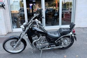 Suzuki VL 800 Intruder