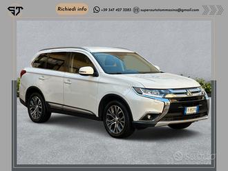 Mitsubishi Outlander 2.2 DI-D 4WD 7 POSTI