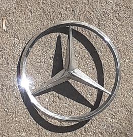 stemma logo fregio mercedes